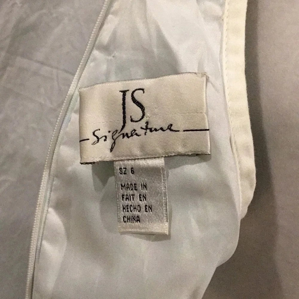 JS SIGNATURE DRESS - Picture 7 of 8